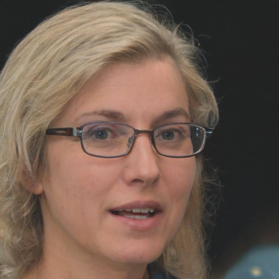Retrato de Elvira Mendoza, especialista en neuropsicología de la empatía